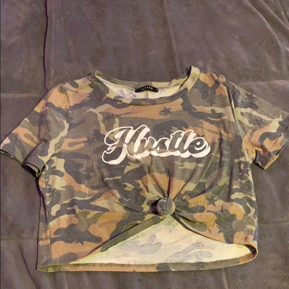 Really cute hustle army crop top